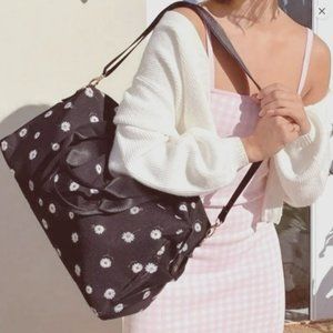 Alice and Olivia Weekender bag with matching reversible bucket hat